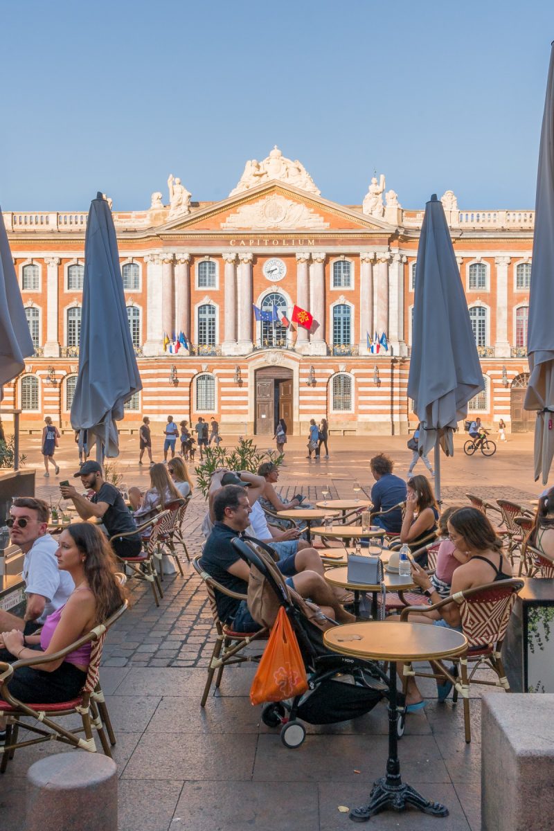 Cafes in the Place du Capitole, Toulouse