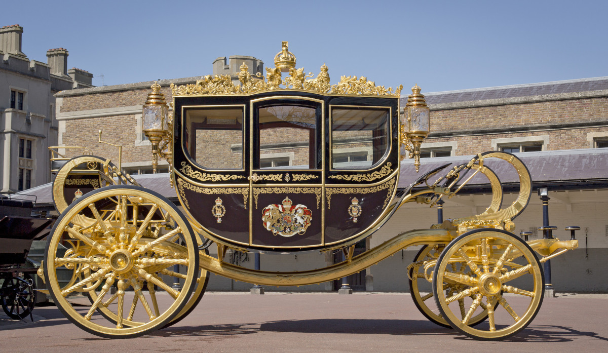 Diamond Jubilee State Coach, Royal Mews London © Royal Collection Trust