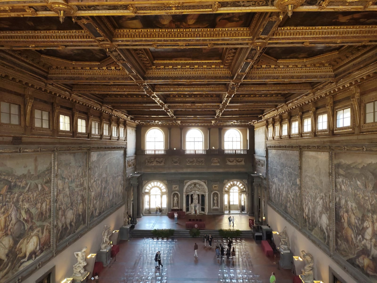 Palazzo Vecchio big hall DAN